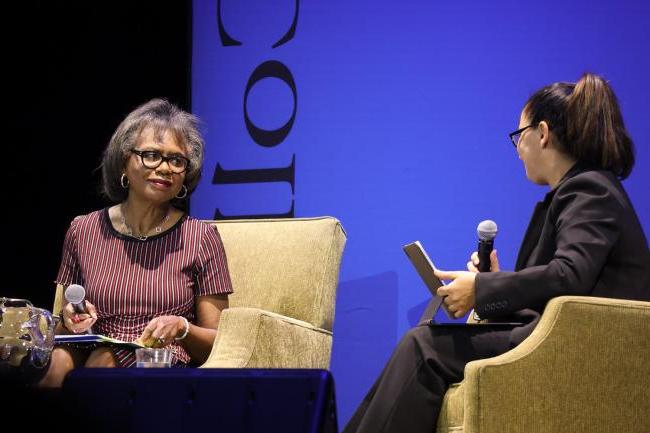 This year’s Payton Lecture welcomed Anita Hill and coincided with Family Weekend. An advocate for equality and civil rights, Hill had a conversation with Professor Kyla Wazana Tompkins.